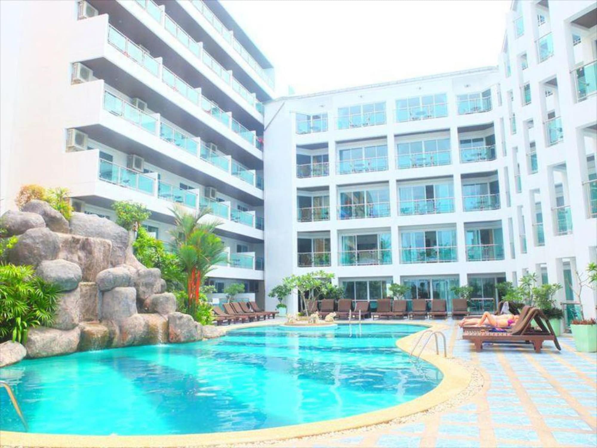 Dragon Beach Resort Jomtien Pattaya المظهر الخارجي الصورة